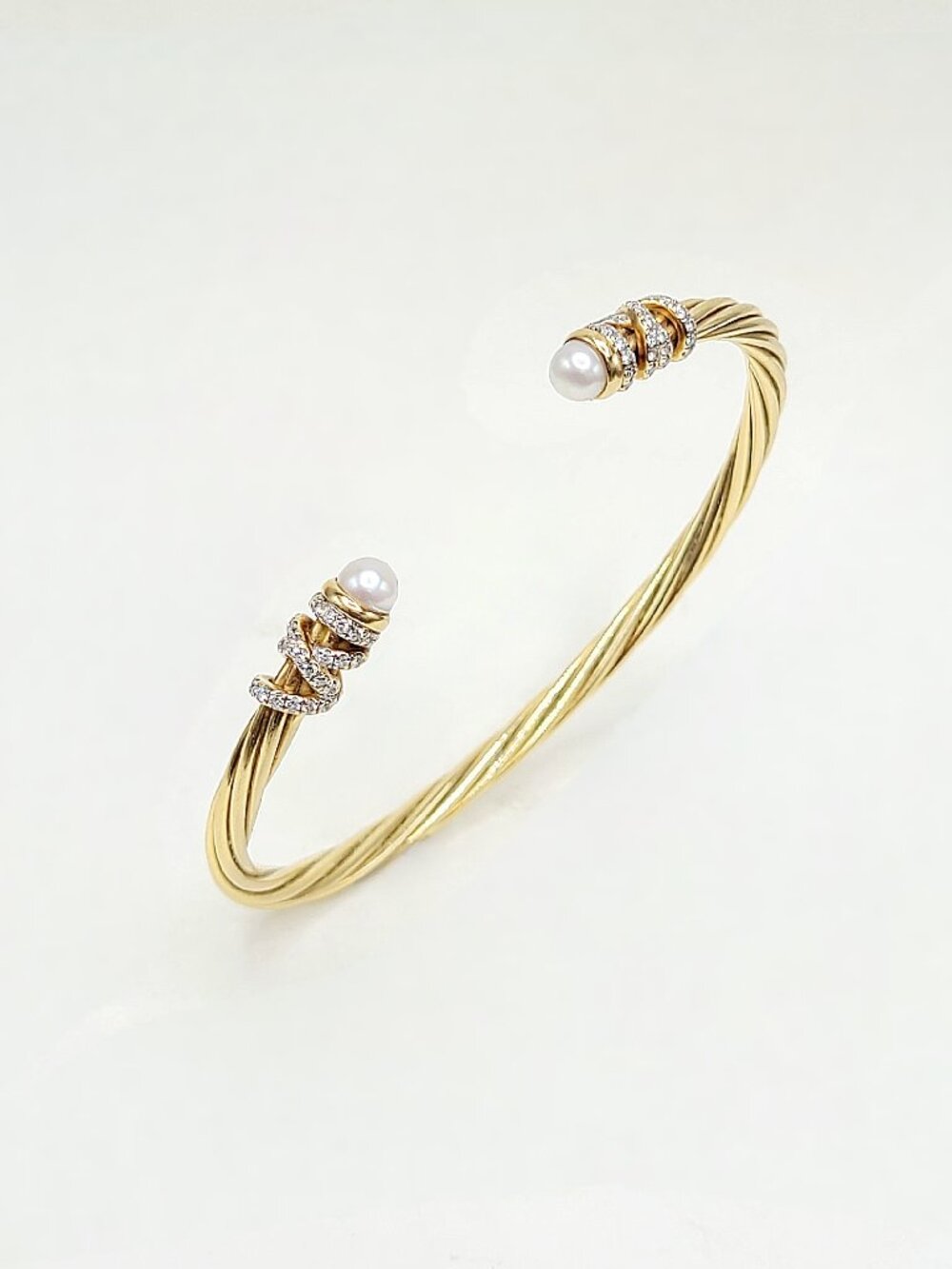 David Yurman Helena Bracelet in 18K Yellow Gold w/ Pearls & White Diamonds - Med